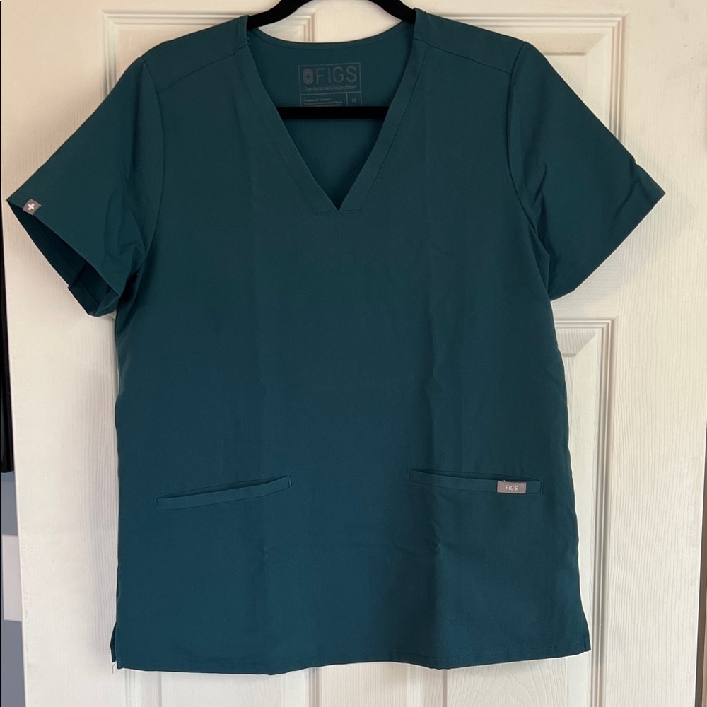 Figs Caribbean Blue Casma Medium Top